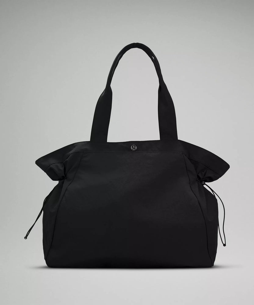 
                  
                    Lululemon Side-Cinch Shopper Bag 18L
                  
                