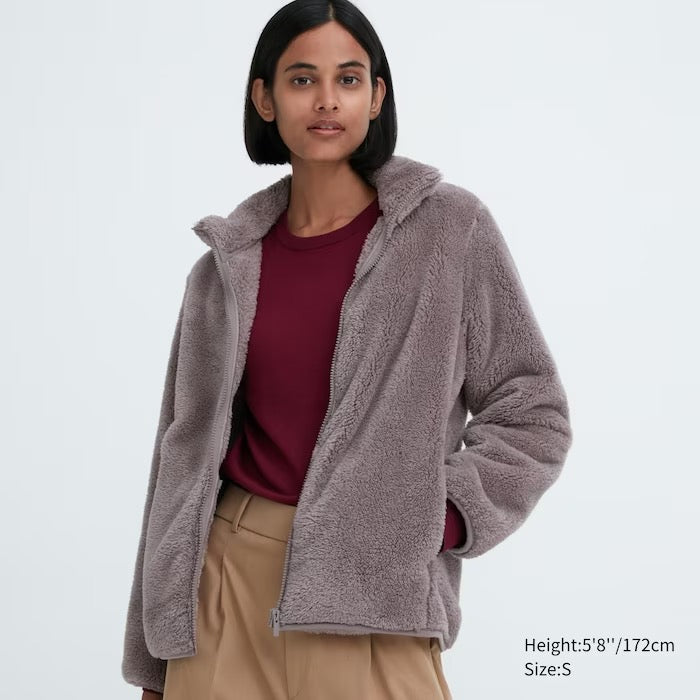 
                  
                    Uniqlo Fluffy Yarn Fleece Full-Zip Jacket
                  
                