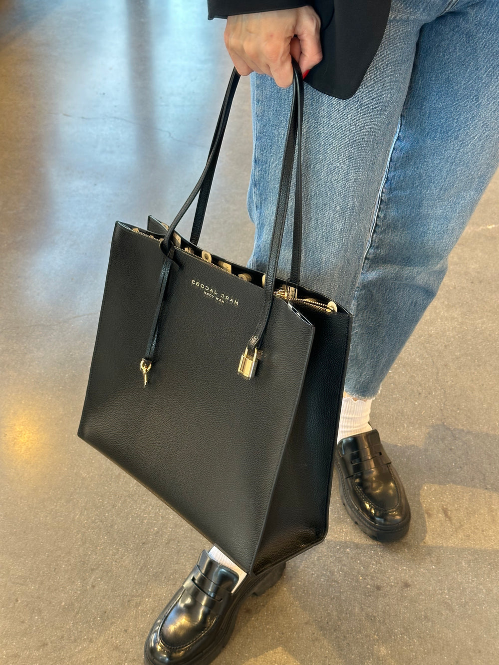 Marc Jacobs Large Grind Leather Tote