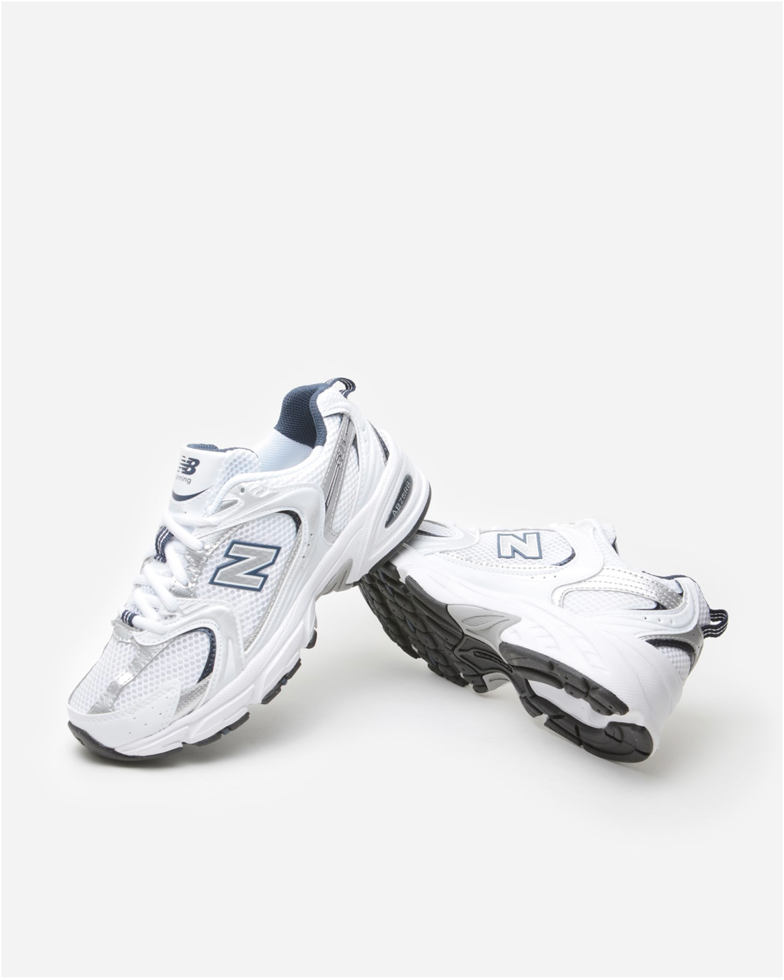 
                  
                    <tc>New Balance MR530SG White/Navy Unisex Running Sneaker</tc>
                  
                