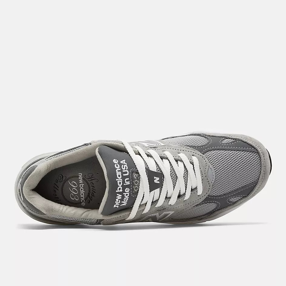 
                  
                    New Balance 993 Kadın Sneaker
                  
                