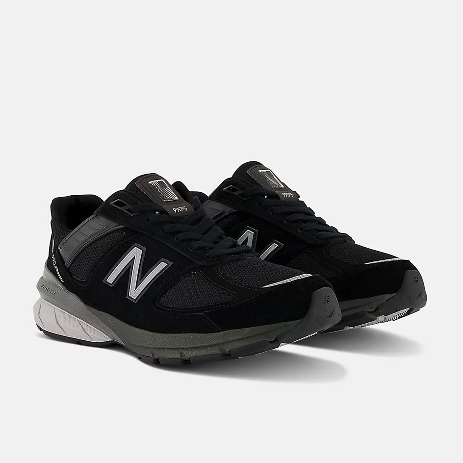 
                  
                    New Balance 990V5 Kadın Koşu Ayakkabısı
                  
                